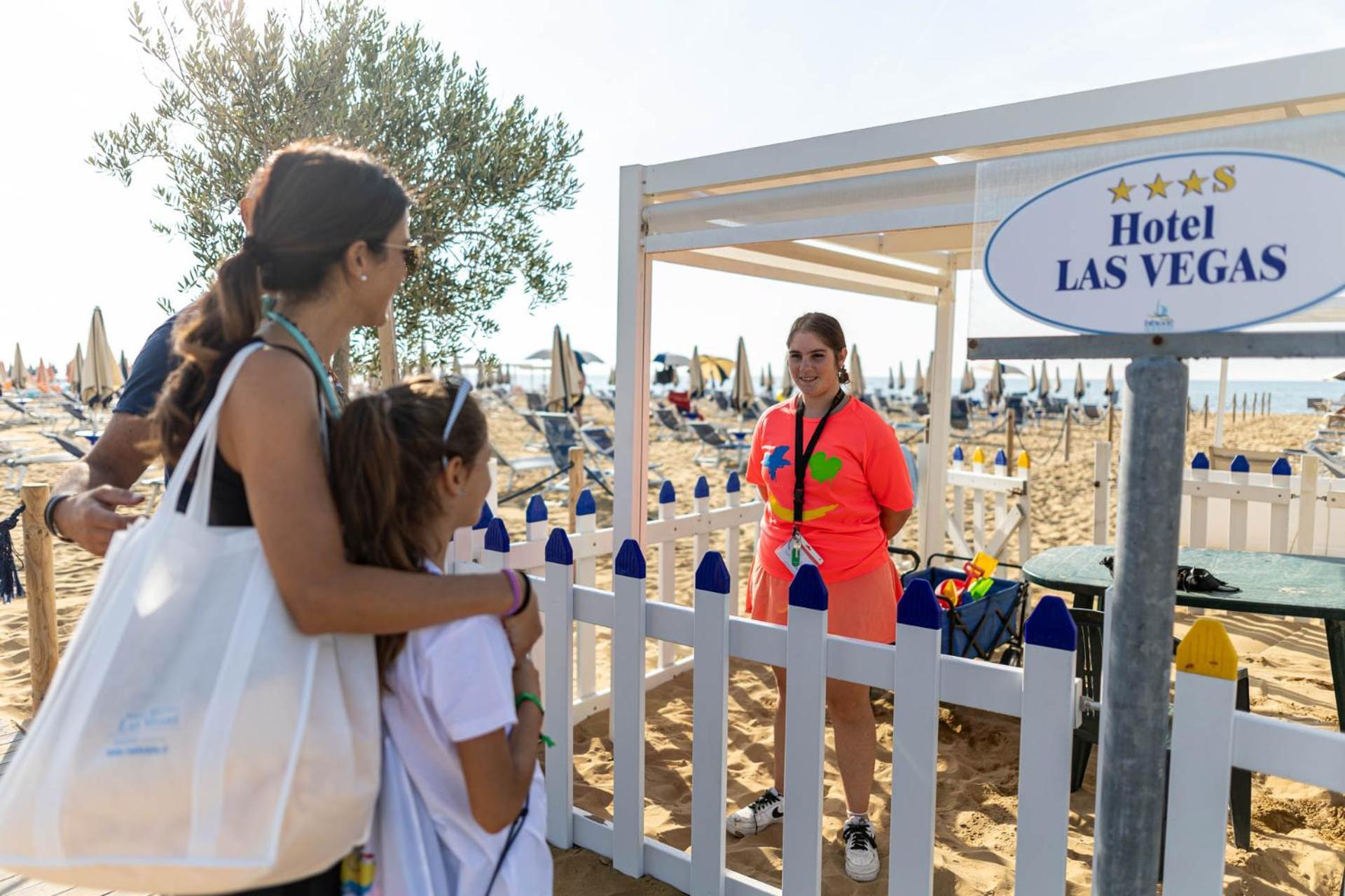 Hotel Las Vegas Bibione Bagian luar foto