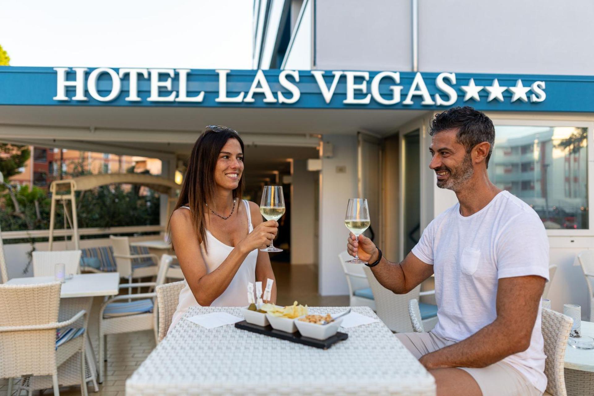 Hotel Las Vegas Bibione Bagian luar foto